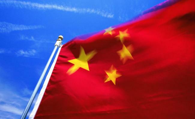 哪吒S猎装轿跑即将登场,电动增程双管齐下,还在口头支持?